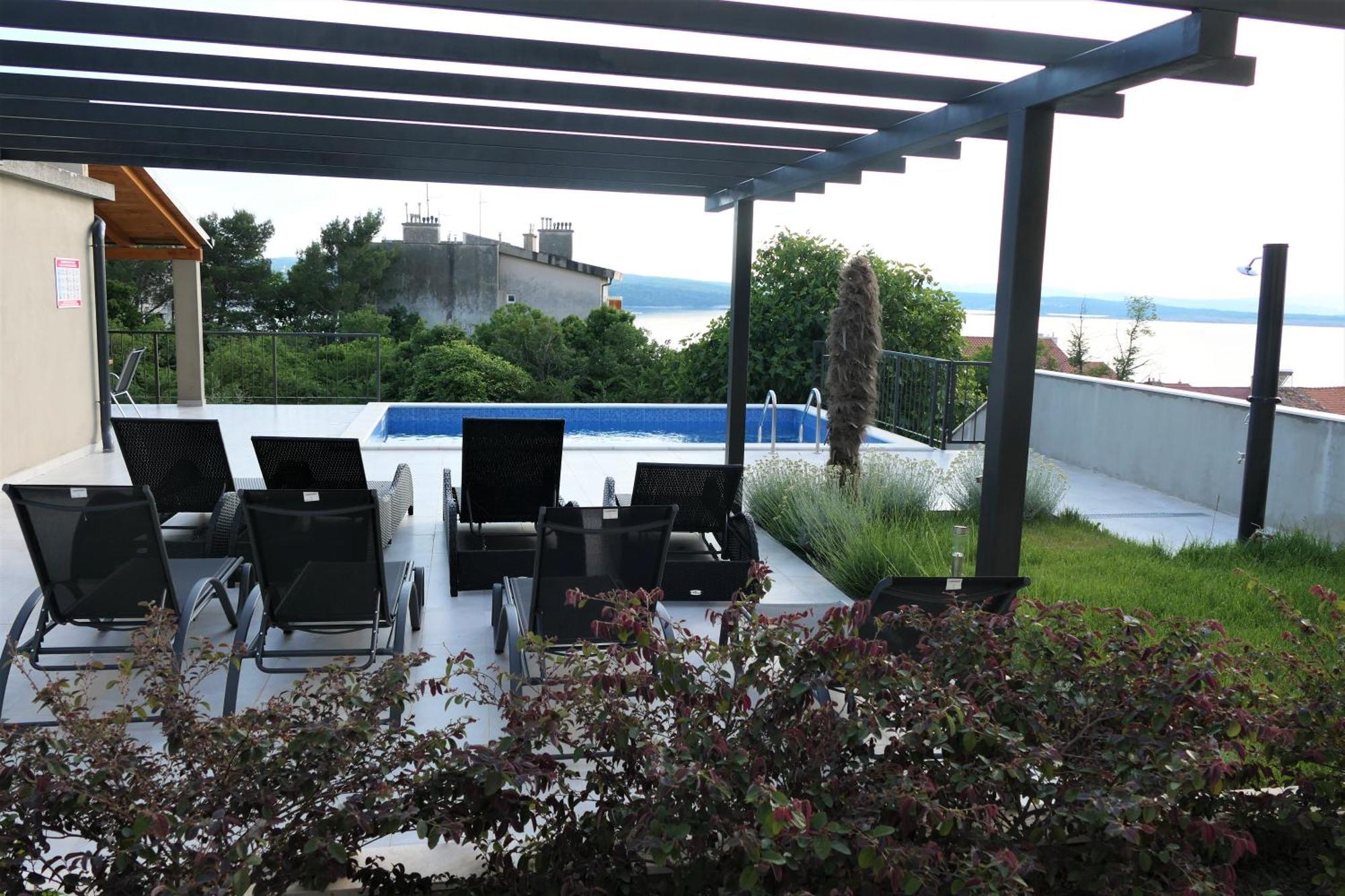 Apartmani Bura Crikvenica Exterior foto